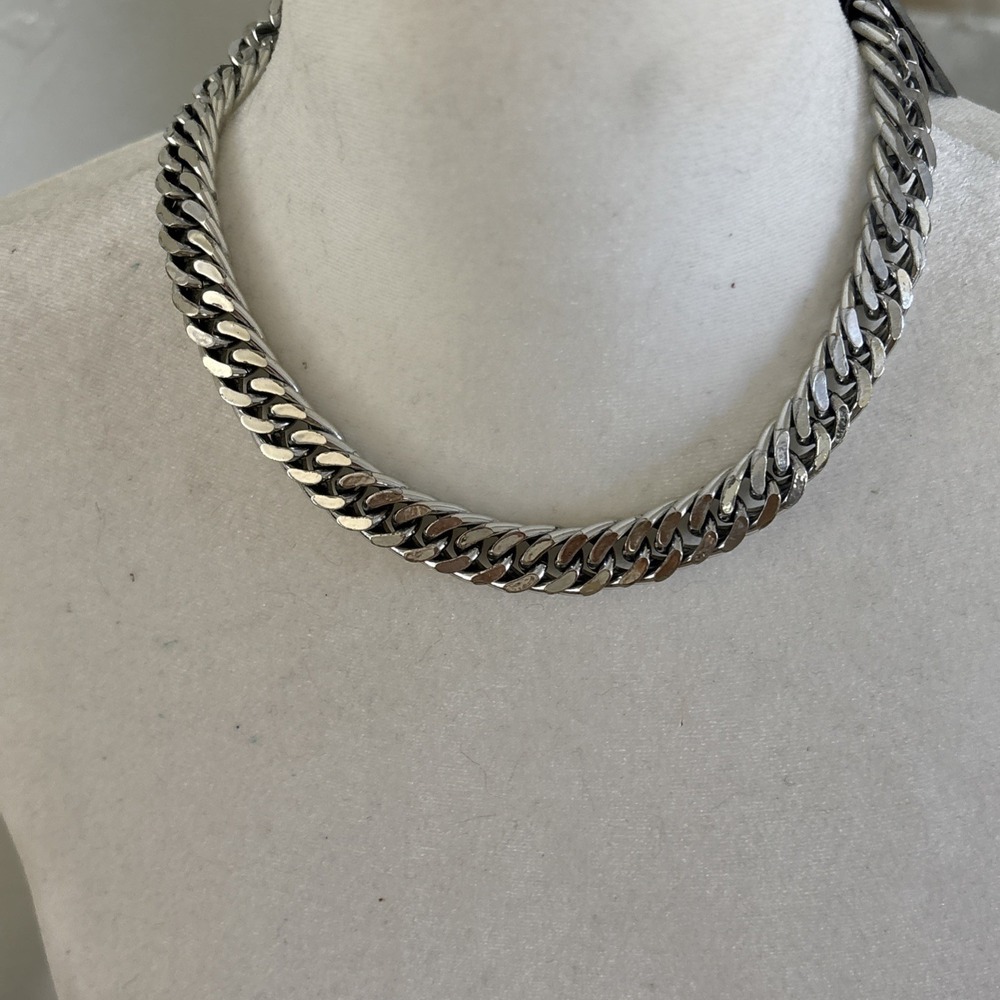 Silver Toned Metal Chainlink dual functionChoker Necklace Or Bracelet 17"